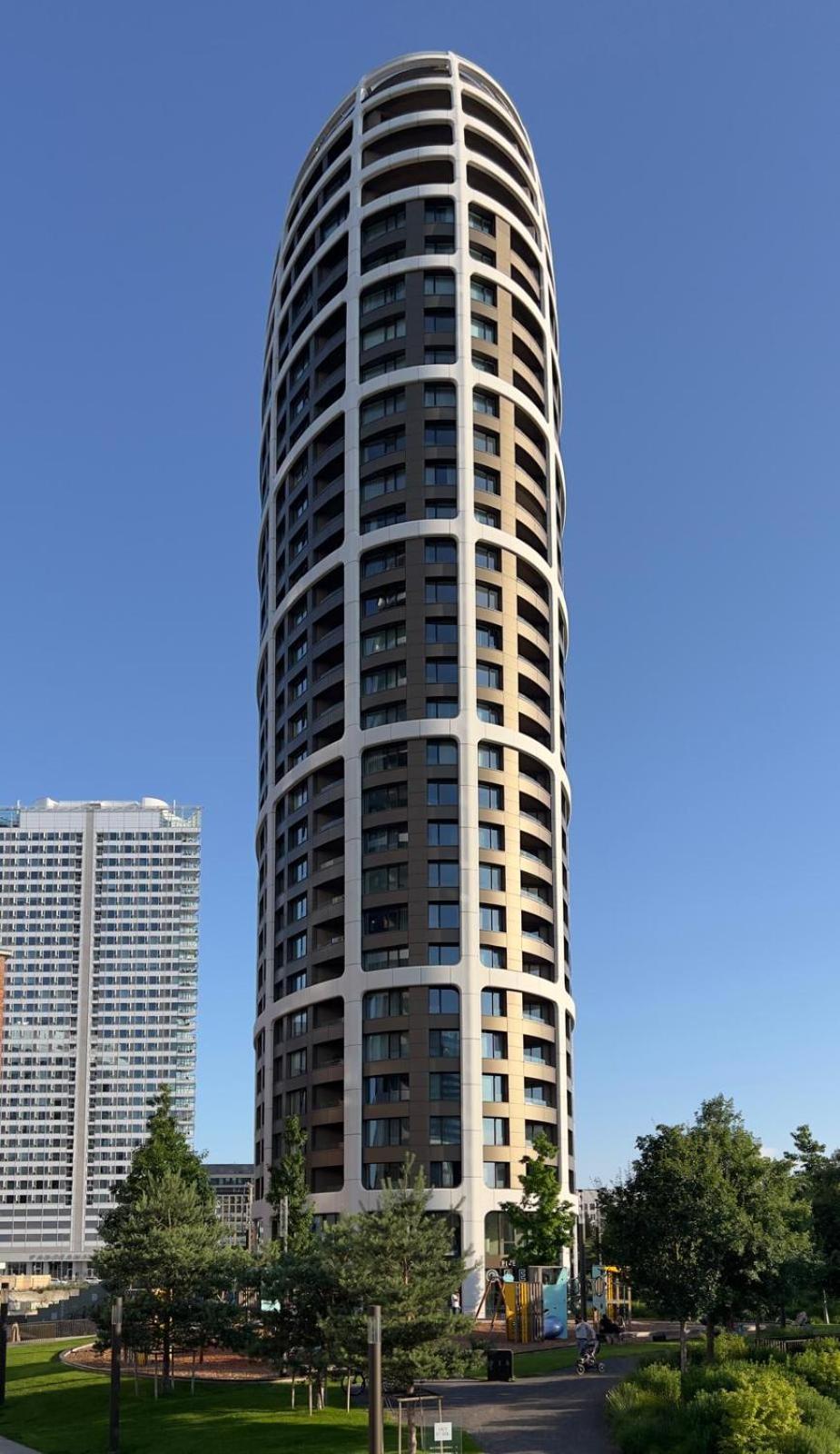Sky Park 1 - Luxurious #Instaworthy Apartment In Downtown City Center With Included Parking, Best Address In Town Bratislava Exteriér fotografie
